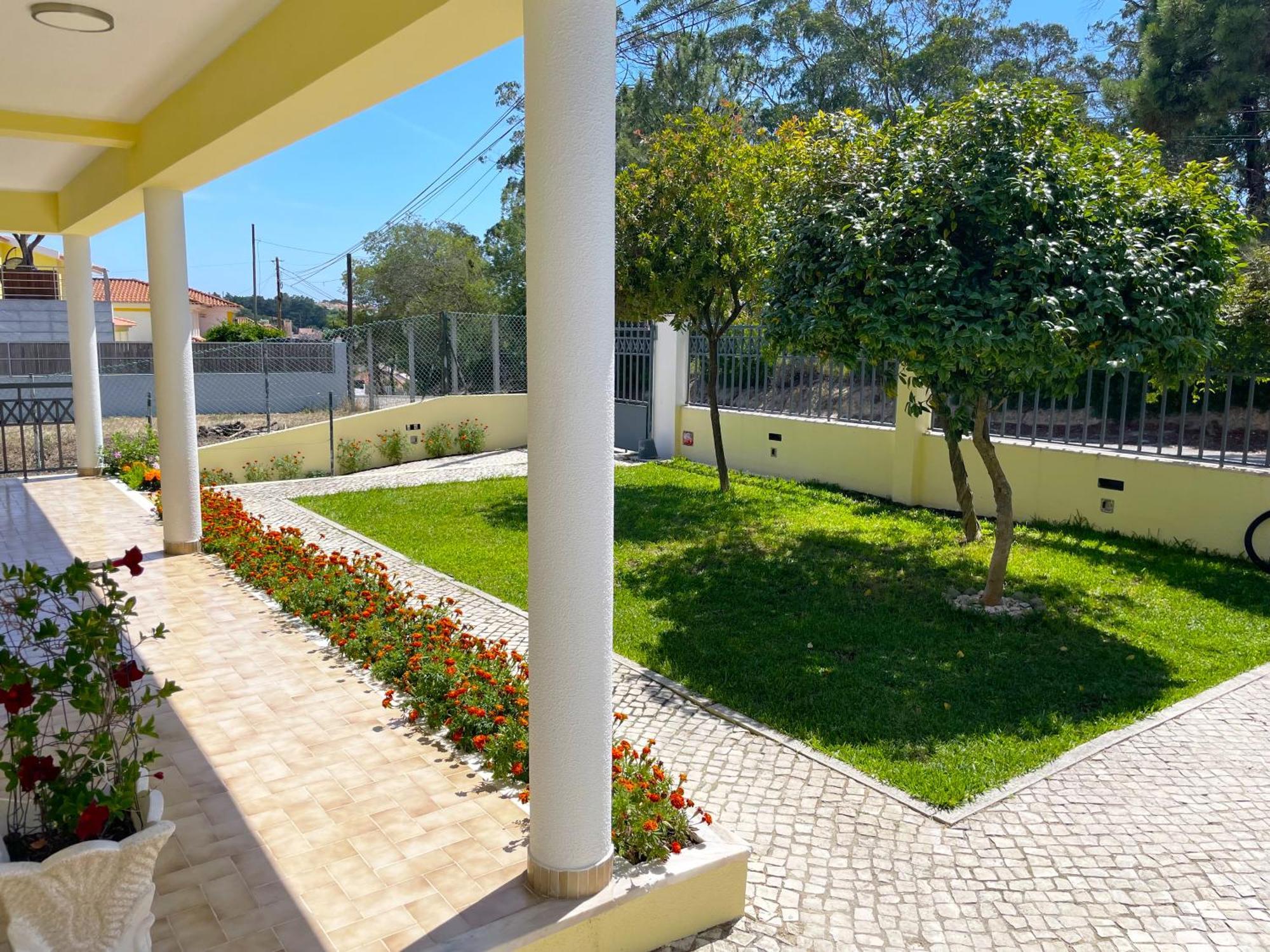 Lolik Villa Sobreda Εξωτερικό φωτογραφία