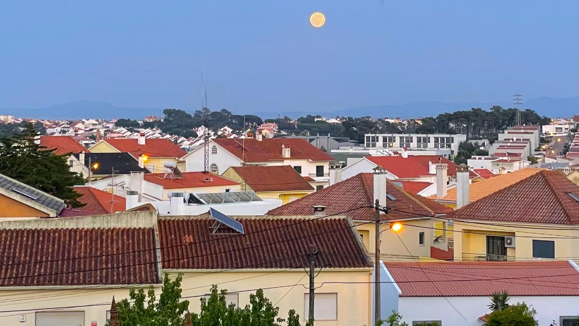 Lolik Villa Sobreda Εξωτερικό φωτογραφία