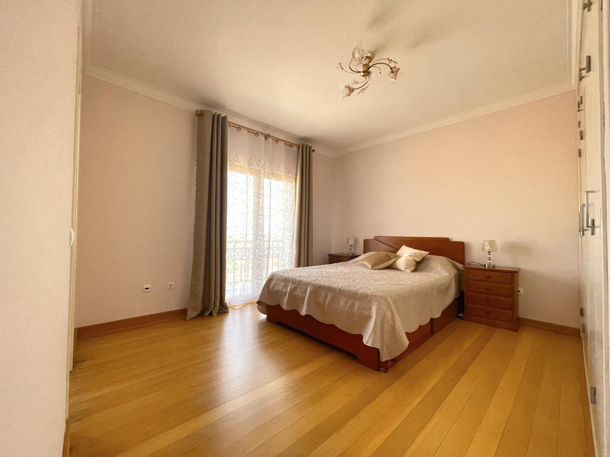 Lolik Villa Sobreda Εξωτερικό φωτογραφία