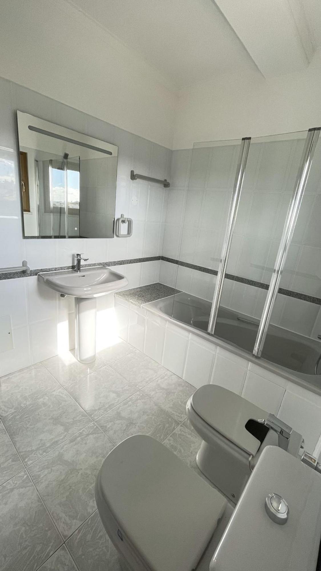 Lolik Villa Sobreda Εξωτερικό φωτογραφία